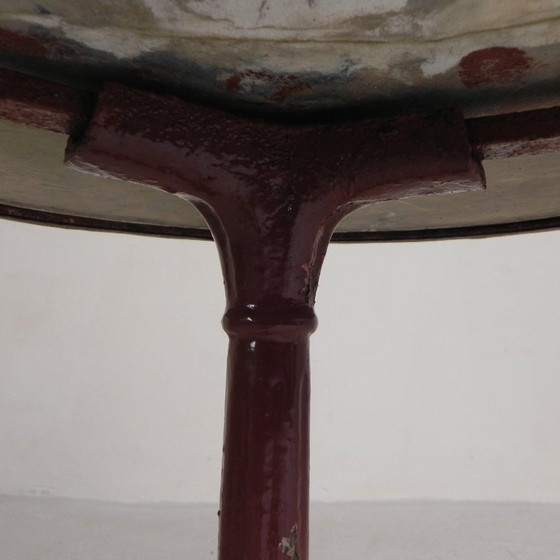 Image 1 of Tavolo da bistrot con gambe in ghisa e piano in marmo, anni '20