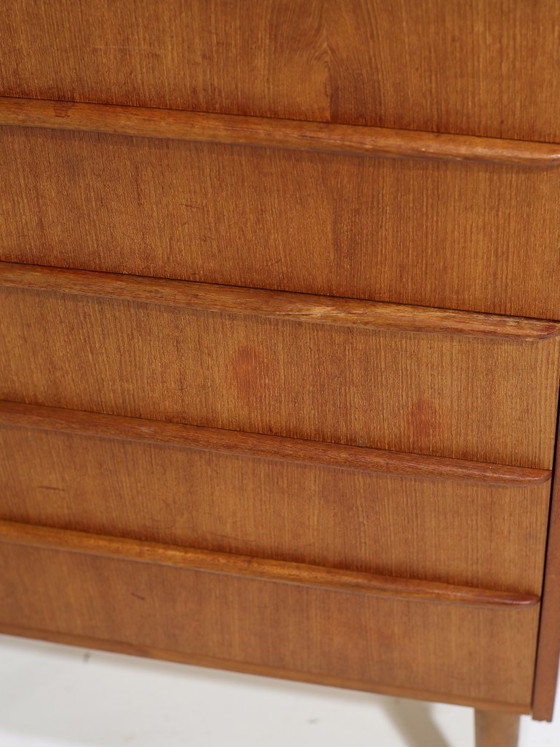 Image 1 of Commode haute et étroite en teck, style danois vintage