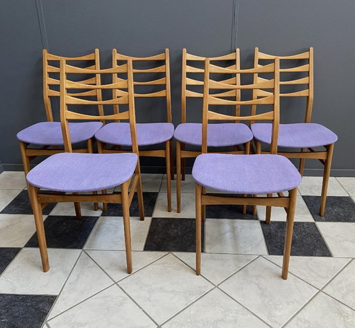 Juego de 6 sillas de cocina, de madera y tapicería morada, de la década de 1960.