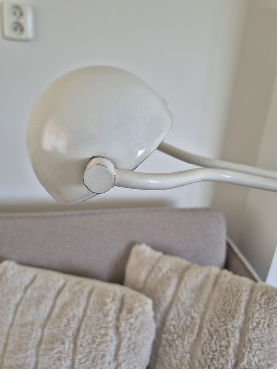 Vintage white metal Floor light Hustadt-Leuchten 80s – Hustadt Leuchten (photo 6 of 12)