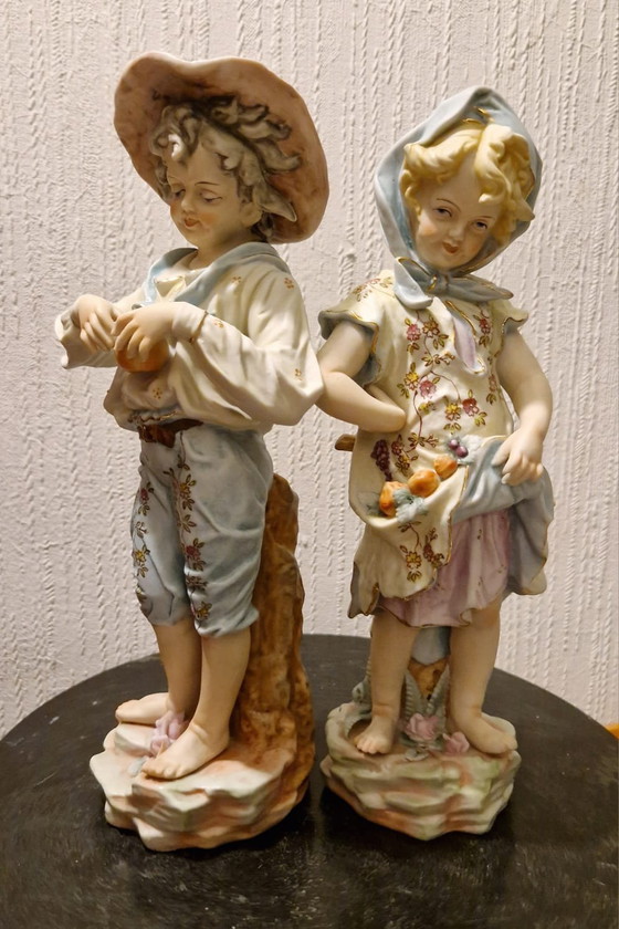 Image 1 of Statuettes en porcelaine