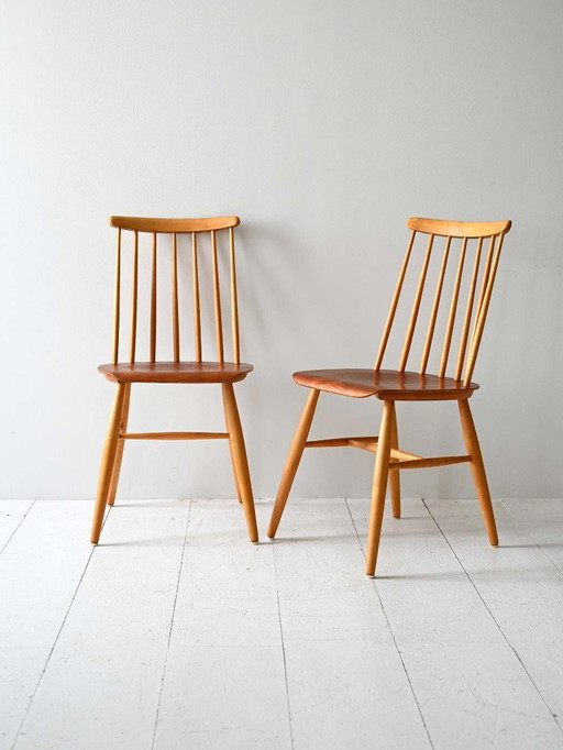 Paire de chaises scandinaves, hêtre et acajou