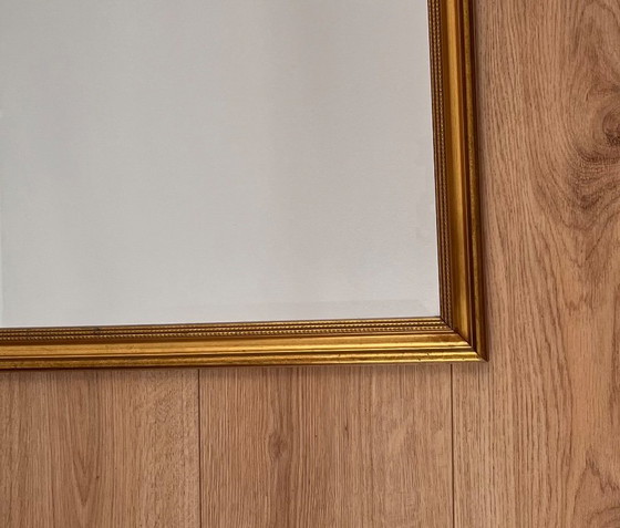 Miroir classique avec cadre doré et verre biseauté – Glass (photo 3 of 6)