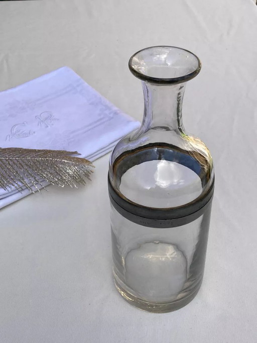 Caraffa con tappo a vite in vetro e latta