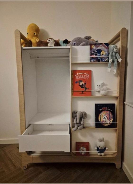 Image 1 of Garde-robe Rafa Kids - Élégante et pratique !