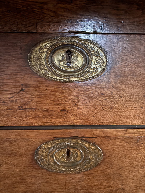 Image 1 of Secretaria antigua