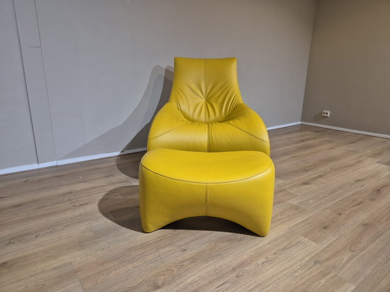 Image 1 of Leolux Darius Fauteuil + Hocker - Geel - Leder - Nieuwstaat