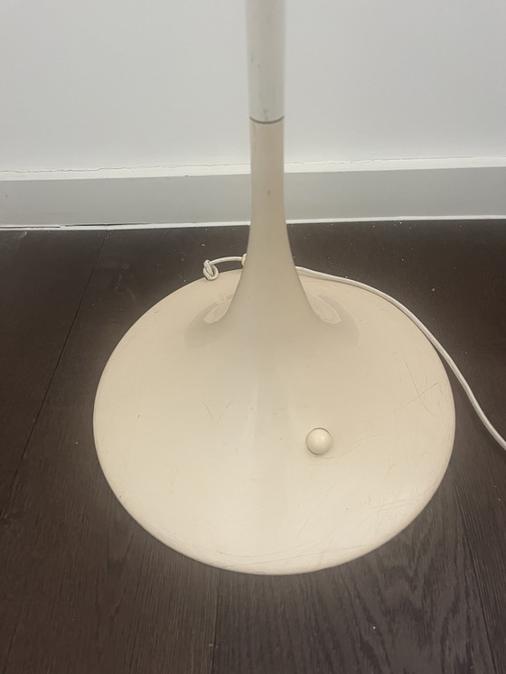 Image 1 of Lampada da terra Panthella di Louis Poulsen