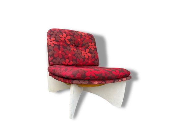 Image 1 of 70er Jahre Lounge Sessel im Prilblumendekor. 4 mal vorhanden