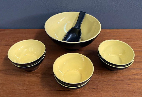 Image 1 of Set di dispenser di noci in ceramica nera e gialla, anni '60