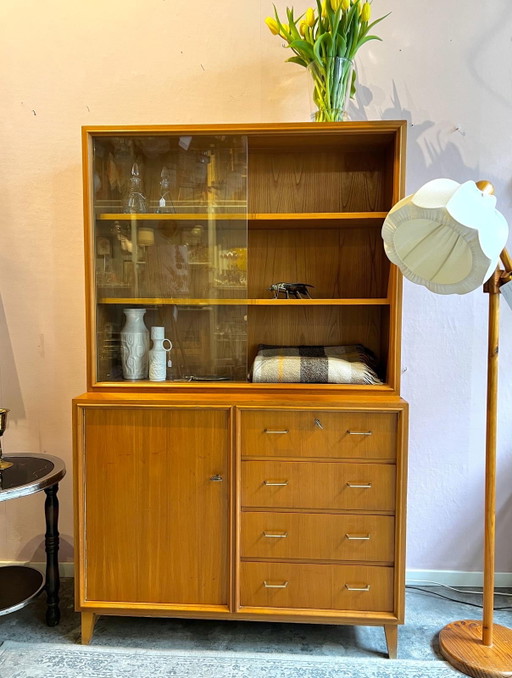 Vitrine aus den 1950er Jahren mit Schubladen und Tür