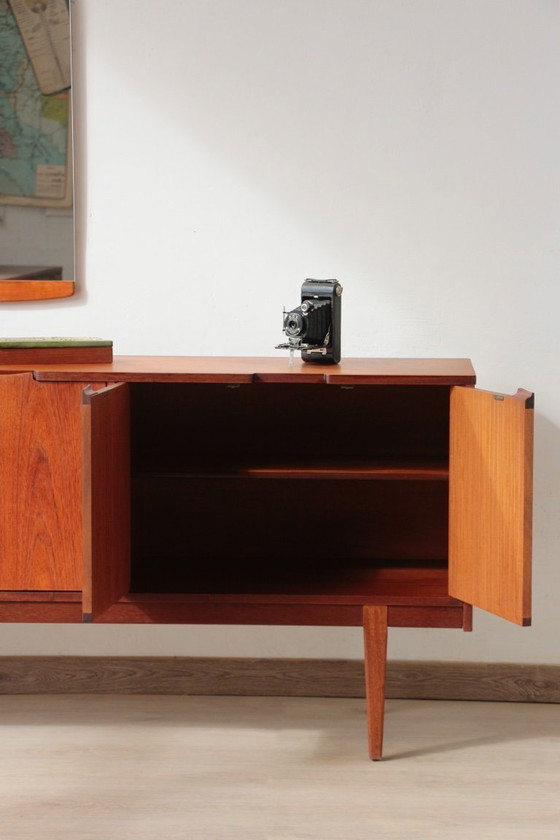 Image 1 of Nathan Teak-Sideboard (1960er Jahre) – Restauriertes englisches Design