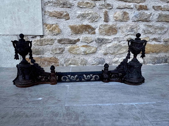 Grande garniture de cheminée d'époque Napoléon III. – Objets déco, Cast Iron (photo 2 of 8)