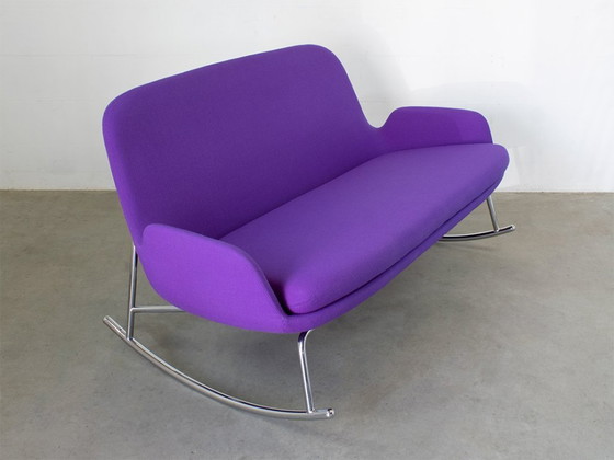Image 1 of Divano a dondolo Normann Copenhagen Era design Simon Legald