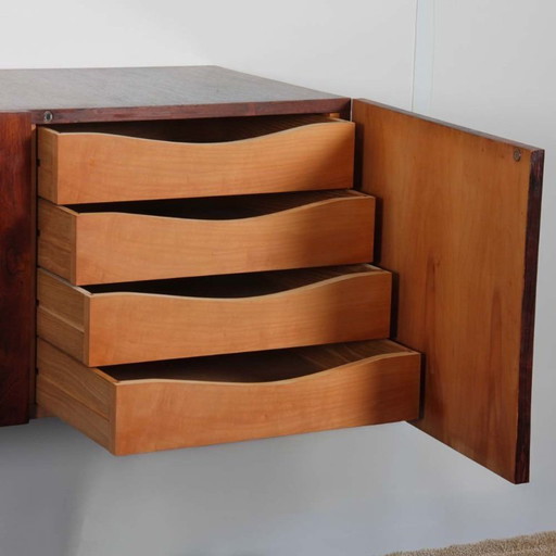 Gran armario de pared de palisandro de Río de la década de 1960