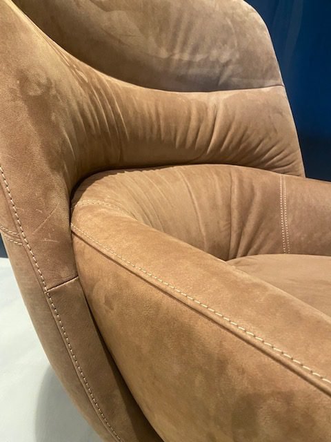 Image 1 of Poltrona Hilco Leolux