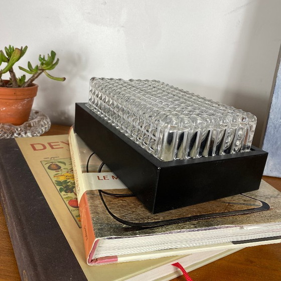 Rechteckige Wandleuchte aus geformtem Glas, Wila Leuchten, 1960 – Wandleuchten (photo 3 of 9)