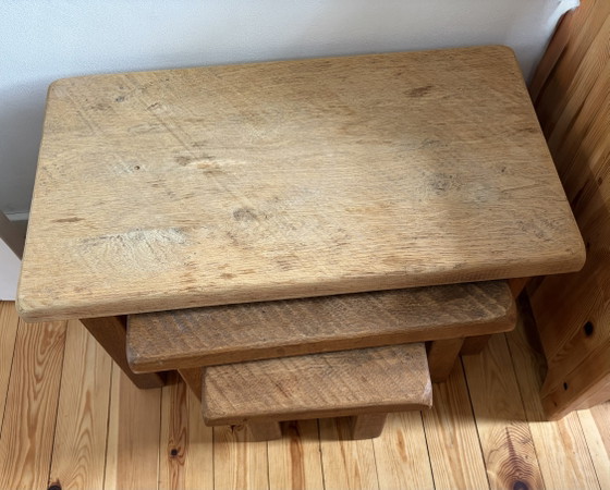 Image 1 of Ensemble robuste de 3 tables d'appoint en chêne