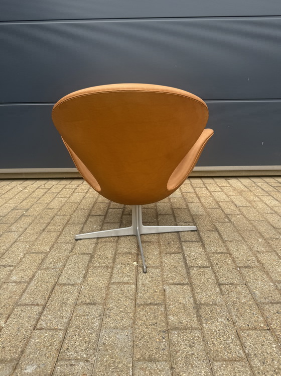 Image 1 of Exclusive Early Fritz Hansen Swan Chair 05-'67 in Vintage Cognac Camel Leather, Mint Condition!!