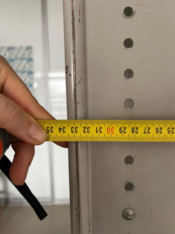 Image 1 of Twee stalen stellingkasten