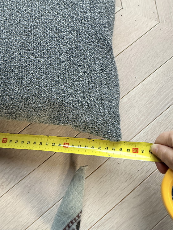 Image 1 of Hay, donkergrijs bouclé kussen