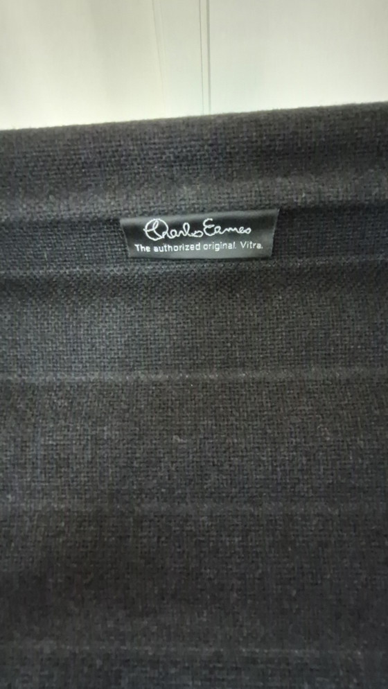 Image 1 of 2 x vitra eames stoelen