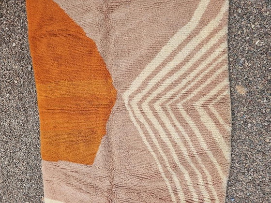 Op maat gemaakt Beni Ouraine tapijt van natuurlijke wol, 2,5/3,5 m – Ahrend, Vloerkleden en tapijten, Wool (photo 5 of 10)