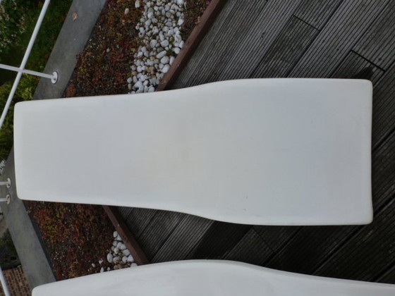 Image 1 of Paar buiten ligbedden van glasvezel Vintage