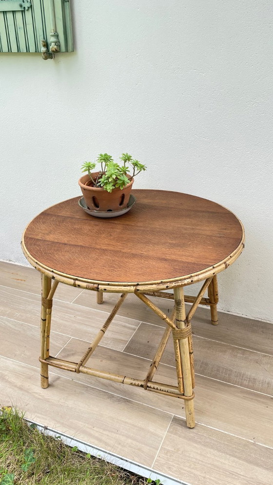 Image 1 of TABLE Basse RONDE Rotin et Chêne VINTAGE