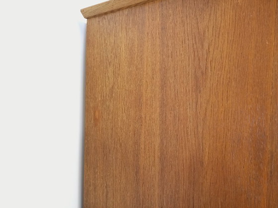 Image 1 of Vintage eikenhouten kledingkast uit de jaren 60