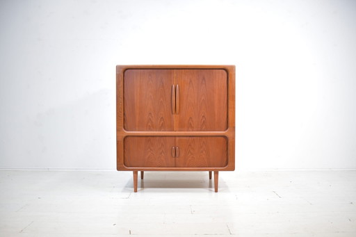 Dyrlund Highboard