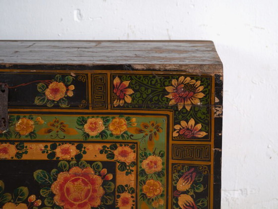 Baúl antiguo pintado en madera de pino – China, circa 1900 – Armarios de almacenamiento, Iron (photo 38 of 40)