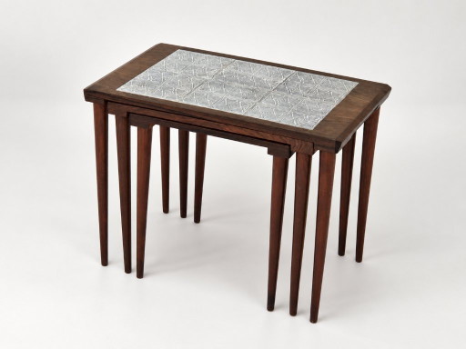 Palissander nesttafels met keramische tegels, Denemarken, jaren 60, set van 3