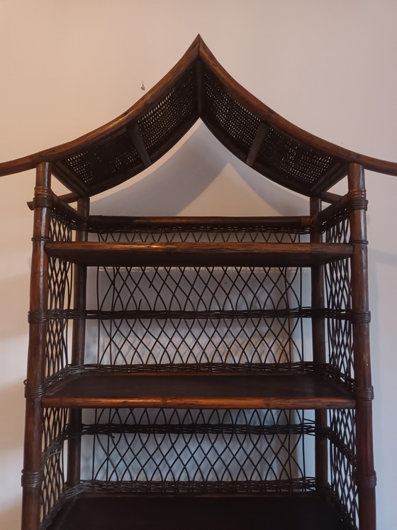 Image 1 of Pagoda de ratán de mediados de siglo