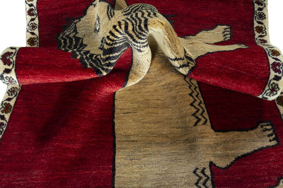 Image 1 of Handgeknüpfter Gabbeh Nomadenteppich Mit Löwenmotiv – 149 X 102 Cm