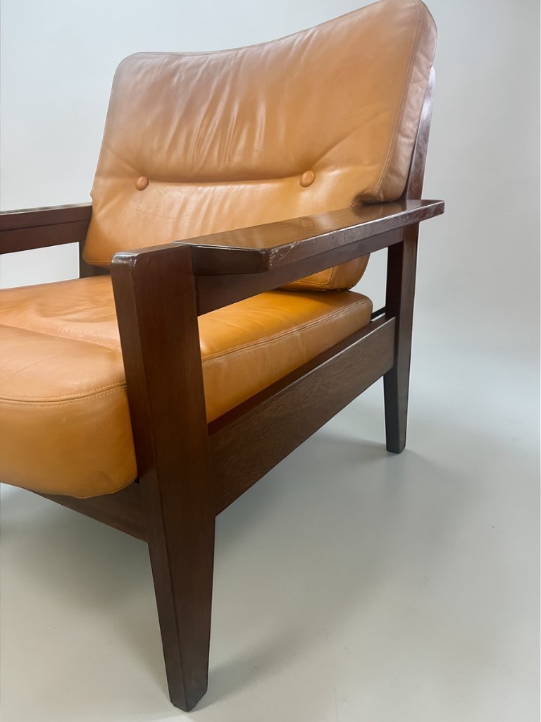 Mid-Century Leather Armchair 1970s | Danish Vintage Lounge Chair