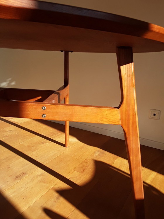 Image 1 of Round dining table Giulia