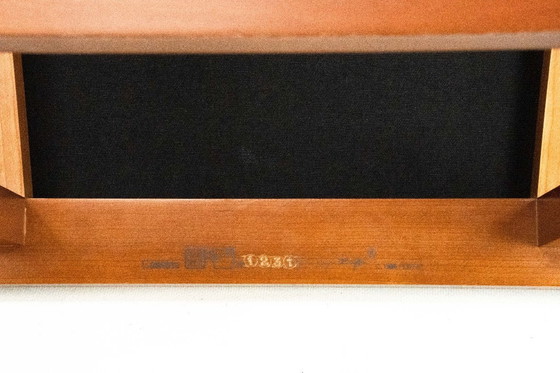 Image 1 of Mesa auxiliar Robie de Frank Lloyd Wright para Cassina, edición limitada. Italia, 1989.