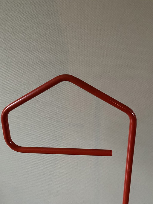 Vintage IKEA Niels Gammelgaard vestidor rood