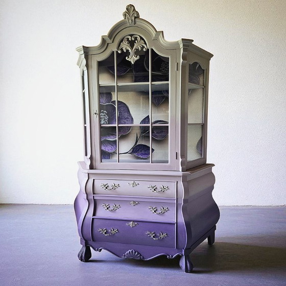 Image 1 of Display Case Antique "Lavender Court"