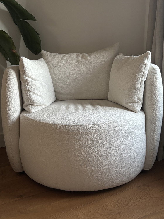 Image 1 of Armchair off white Boucle 
