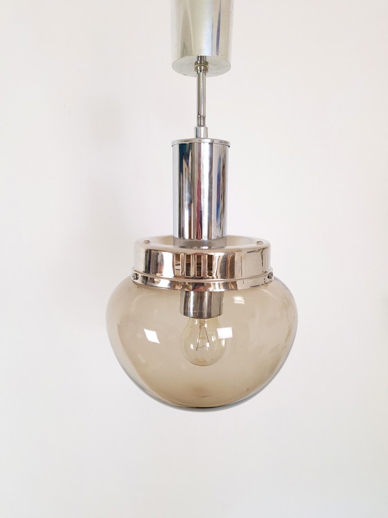 Image 1 of Elegante lampadario vintage con vetro fumé