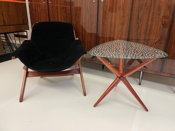 Image 1 of Vintage side table with a special base