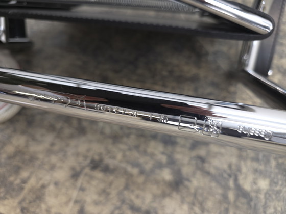 Image 1 of Cassina LC1 Armchair Set of 2 Designer Armchairs Leather Armchairs Chair Le Corbusier