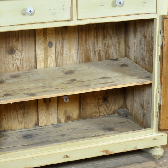 Image 1 of Grenen dressoir, circa 1900