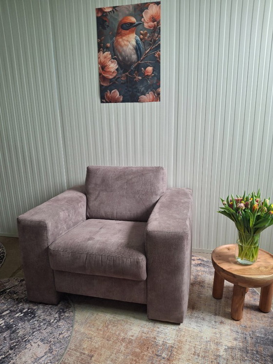 Image 1 of Luxurious armchair / 1-seater sofa in brushed leather, new