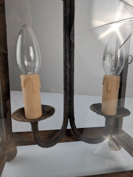 Image 1 of Lanterna in ferro battuto con pannelli in vetro, motivi fogliati