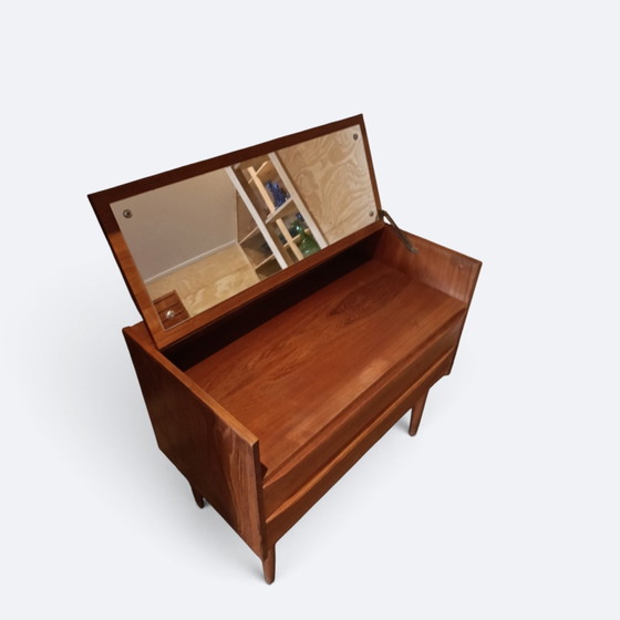 Commode vintage danoise – Wood (photo 2 of 10)