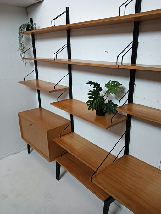 Poul cadovius Royal System Denmark modular wall unit