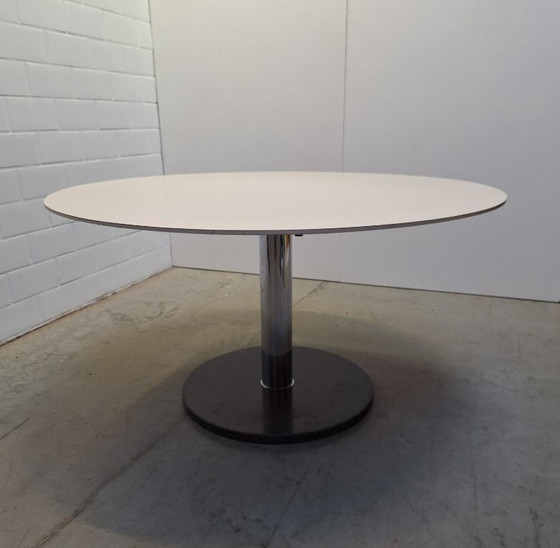 Image 1 of Round table Alfred Hendrickx